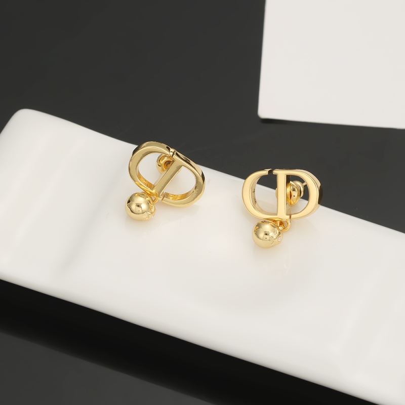 chr1st1an D10r earrings